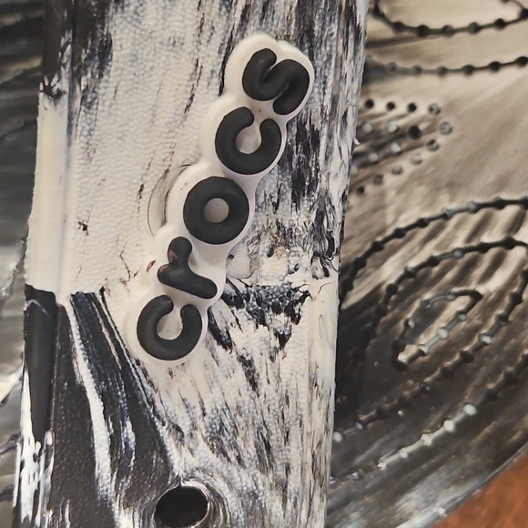 Crocs - Picture 3 of 3